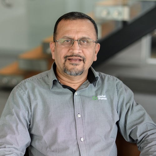 Pravin Bhuskute Headshot